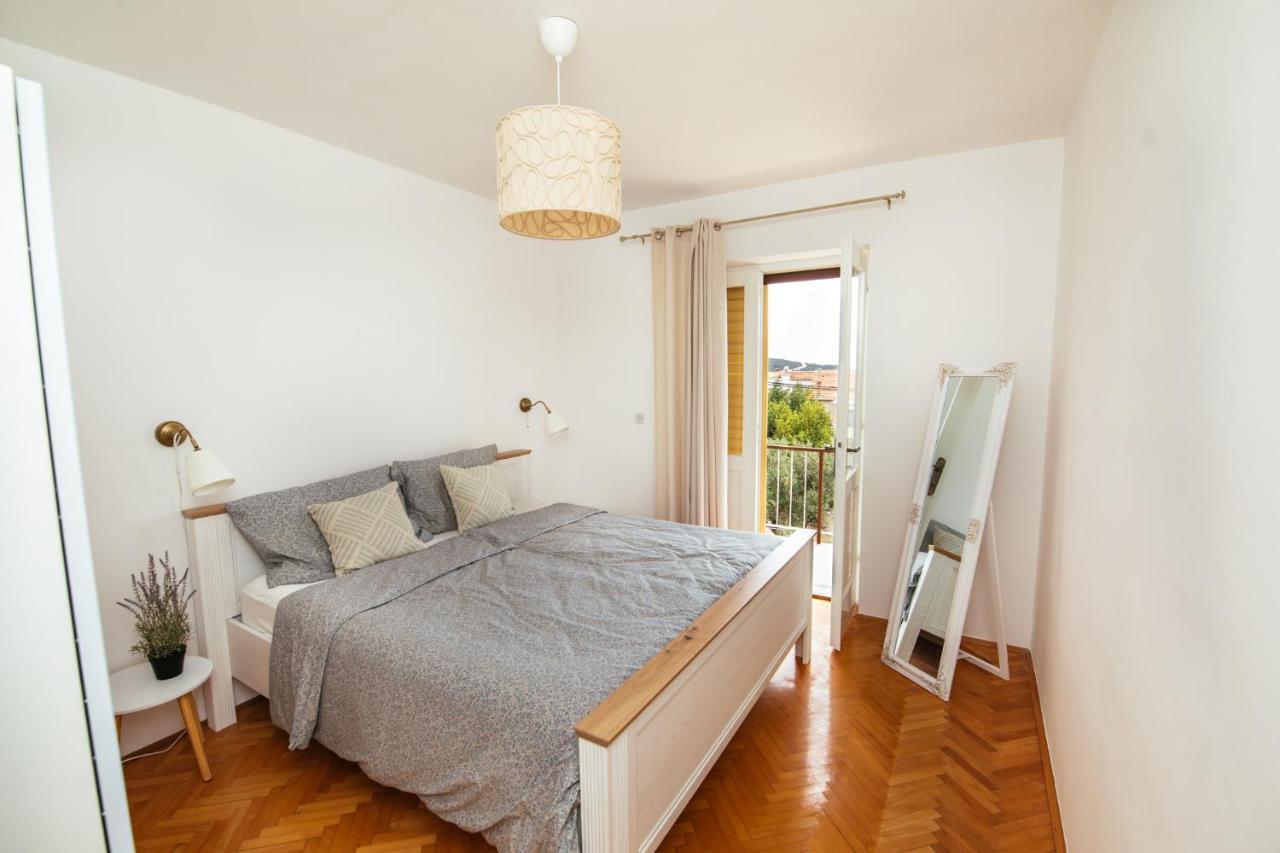 Apartment Michelin Primošten Eksteriør bilde
